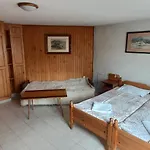 Dumanova House 반스코