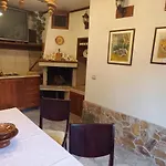 Dumanova House Гостевой дом *