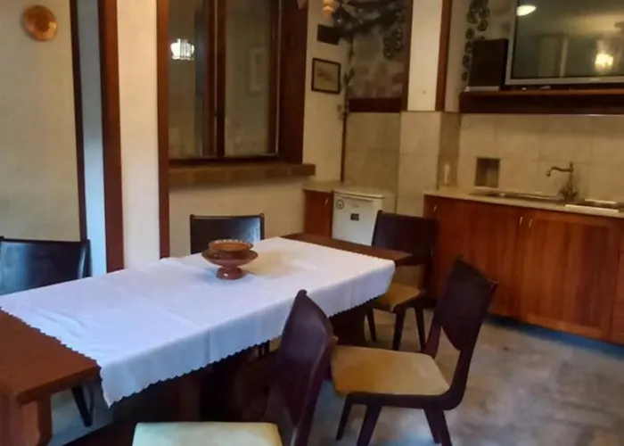 Dumanova House Guest house